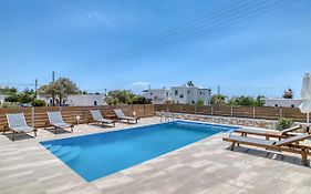 Ippocampos Seaside Serenity - Unwind At Paros Poolside Retreats